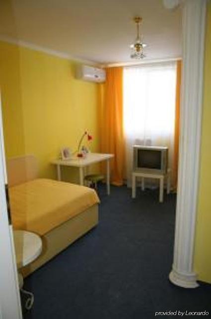 Hotel Nelisse Bucharest Bilik gambar