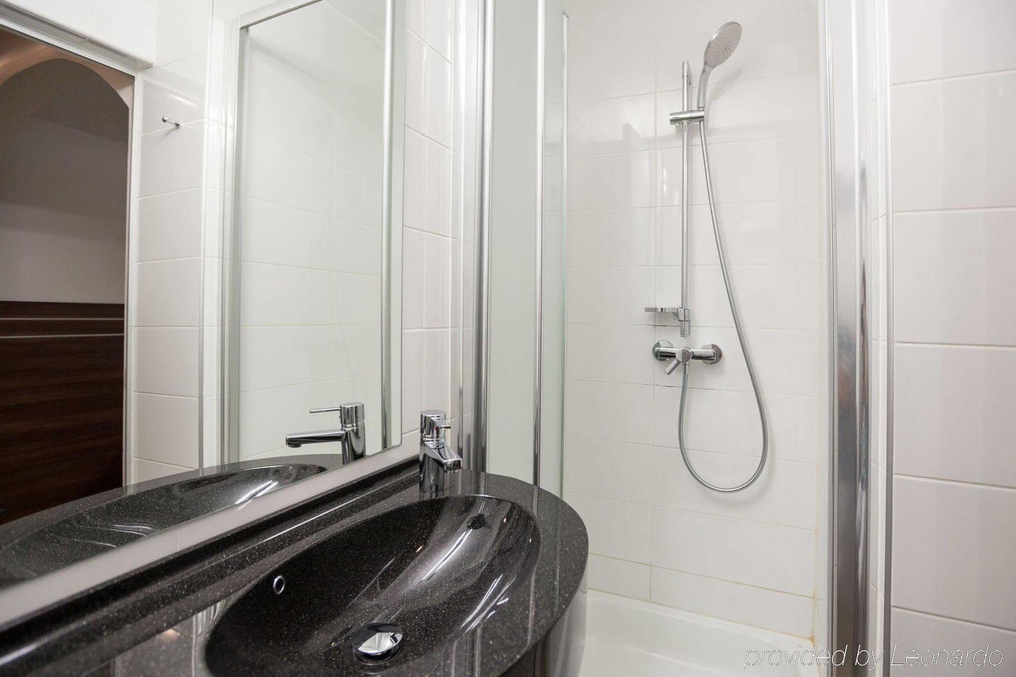 Hotel Nelisse Bucharest Luaran gambar