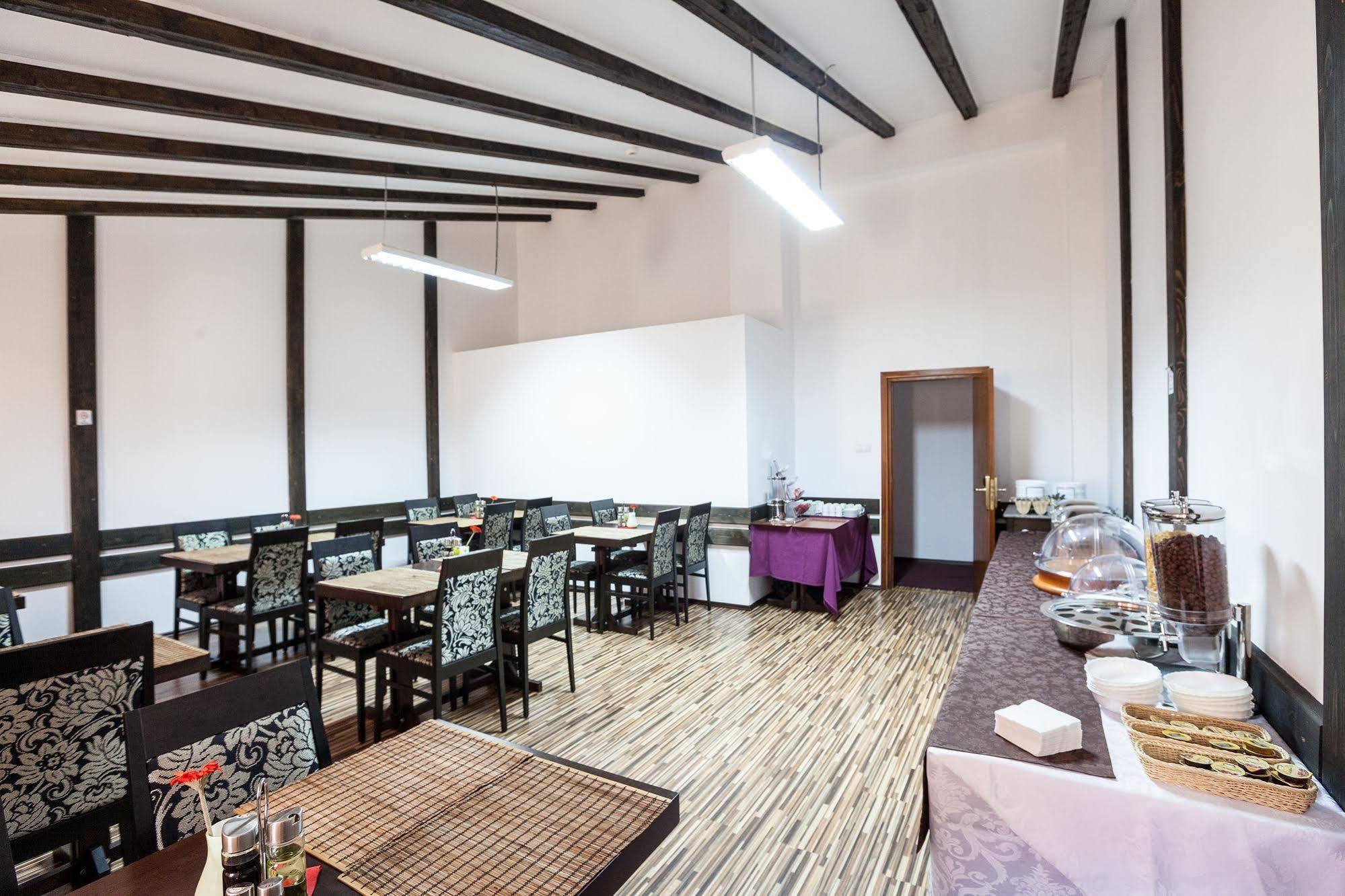 Hotel Nelisse Bucharest Luaran gambar