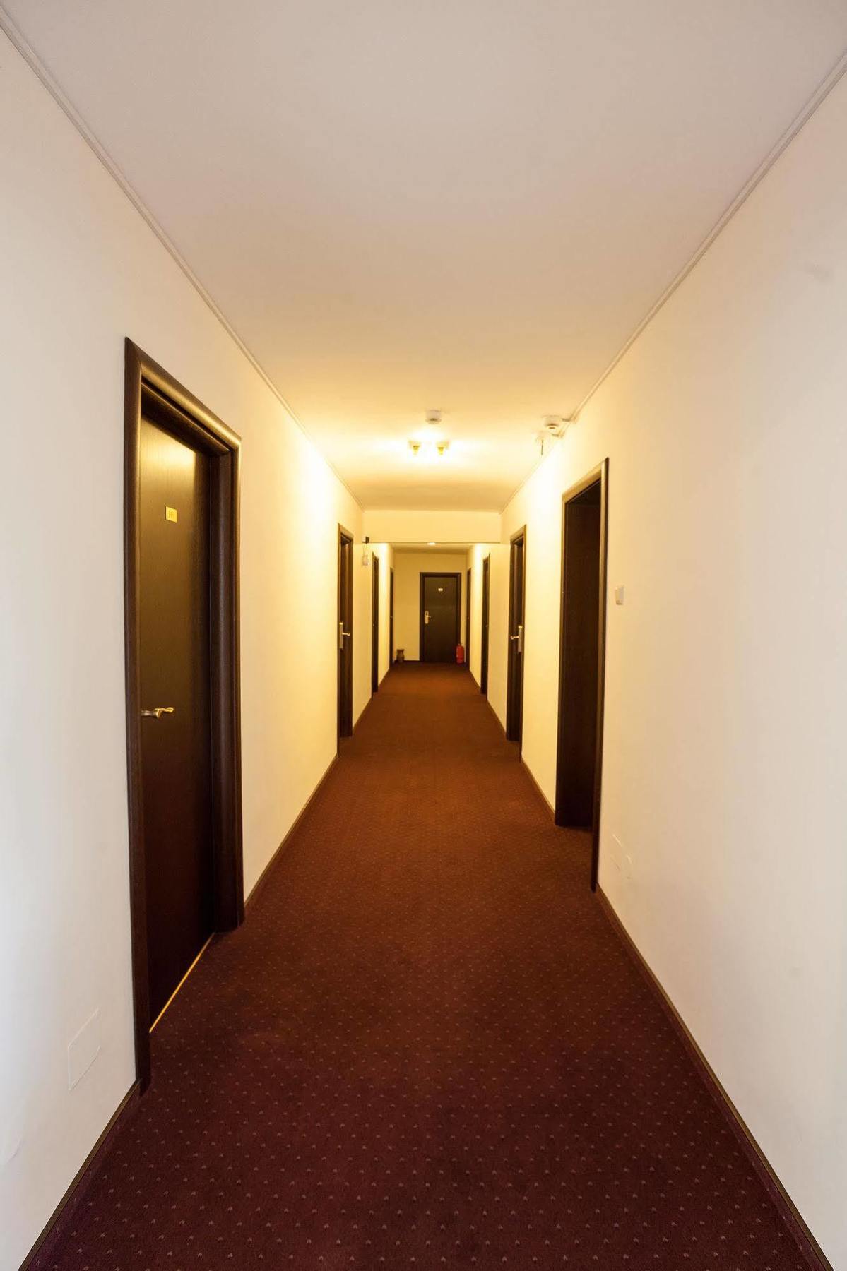 Hotel Nelisse Bucharest Luaran gambar